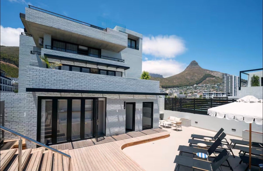 1 Bedroom Property for Sale in Sea Point Western Cape